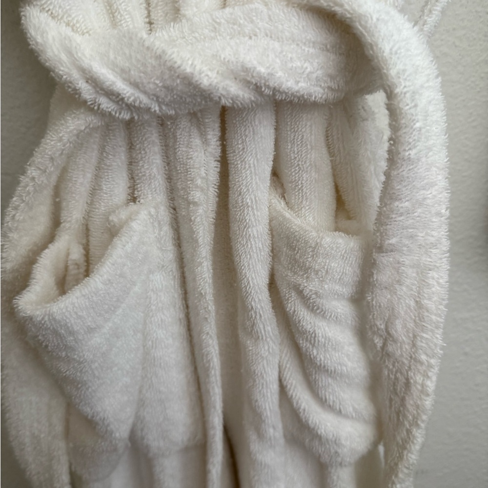 MRS Robe For a Bride- Size Large - Picture 3 of 5